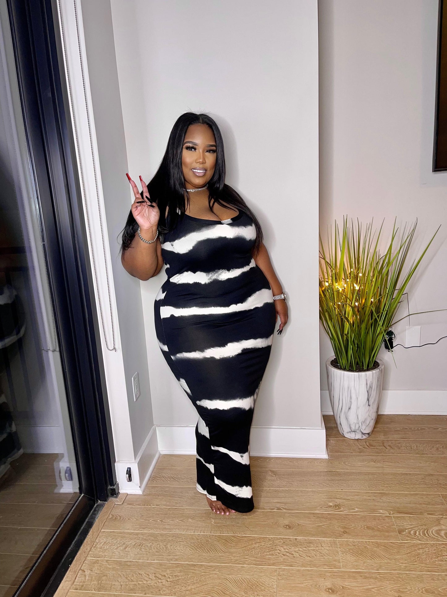 Zebra Dress - Lecurveculturellc