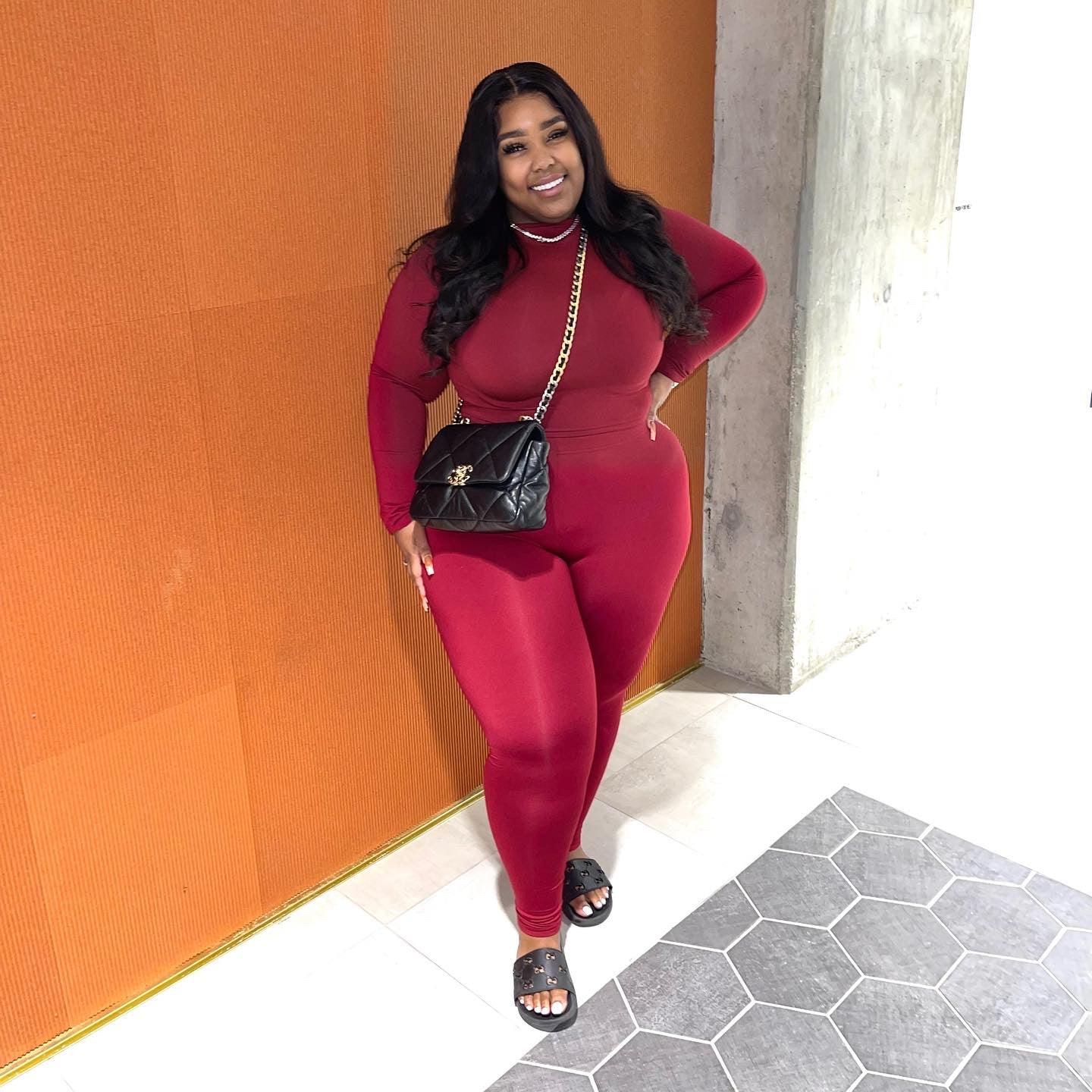 Simple 2pc set - Lecurveculturellc