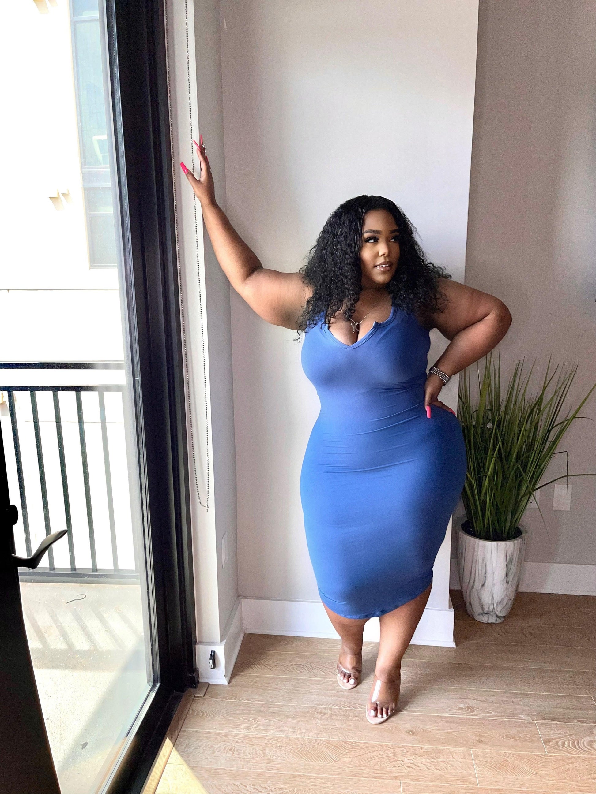 Basic Midi dress - Lecurveculturellc