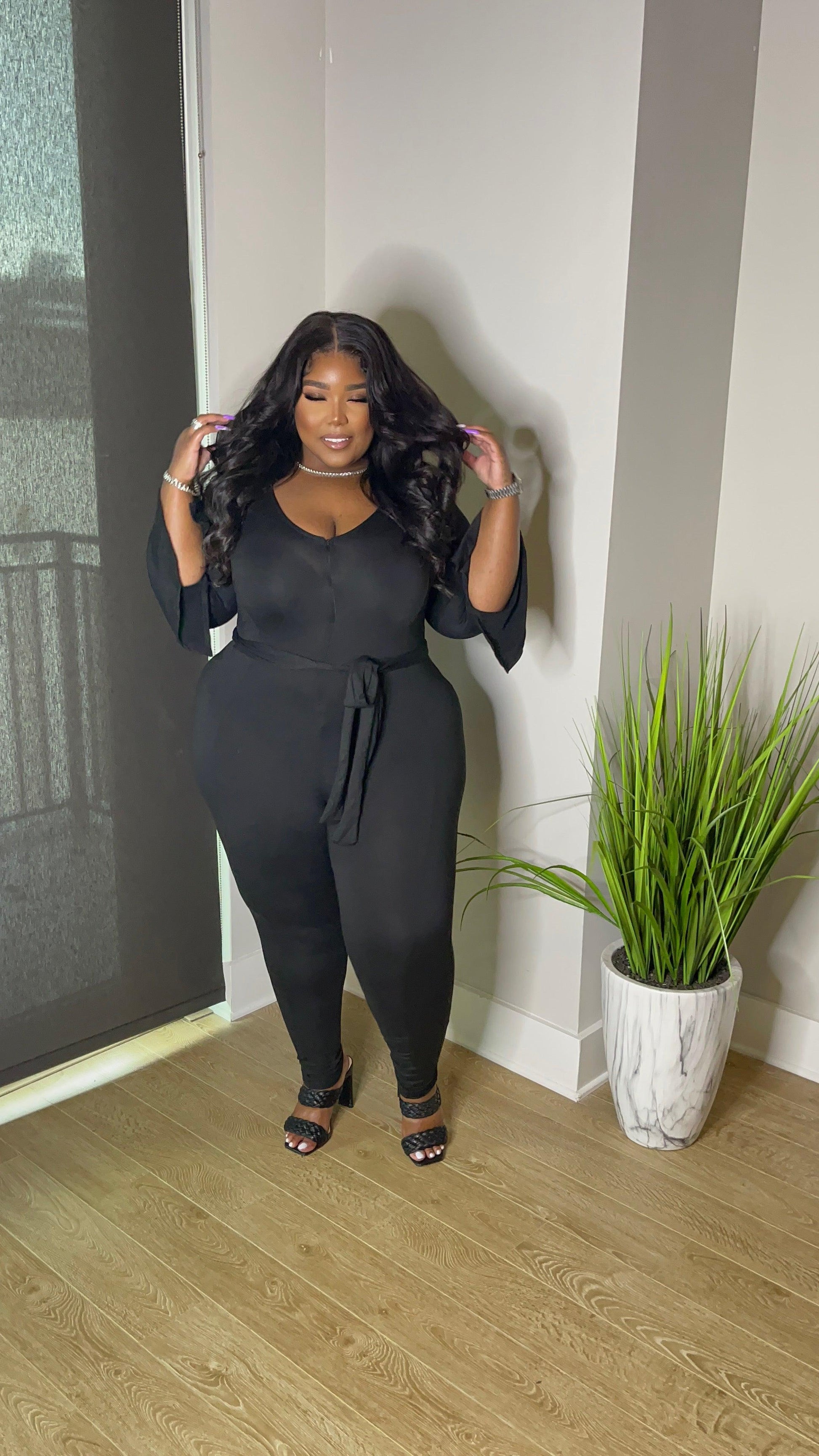 Tia Jumpsuit - Lecurveculturellc